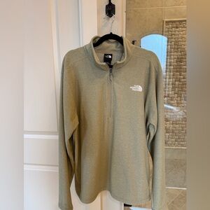 Men’s Northface Quarter Zip